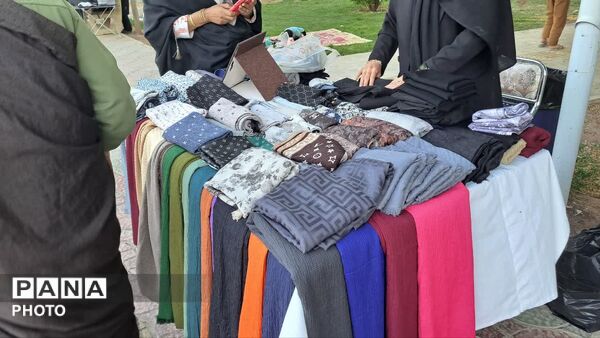 نمایشگاه تخصصی محصولات ارگانیک و صنایع دستی در بوستان لاله شهر کهک