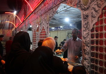 خرم‌آباد میزبان زائران اربعین در موکب امام خامنه‌ای 