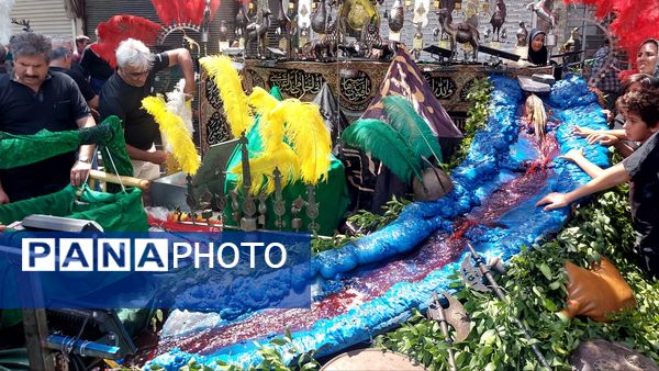 حال و هوای خیابان های اطراف حرم رضوی