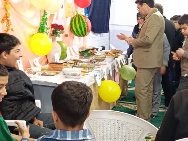 جشنواره تغذیه سالم و سلامت در دبستان پسرانه فضیلت کاشمر