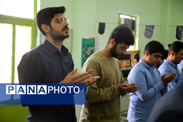 مراسم عزاداری ایام فاطمیه توسط دانش‌آموزان تنگستانی