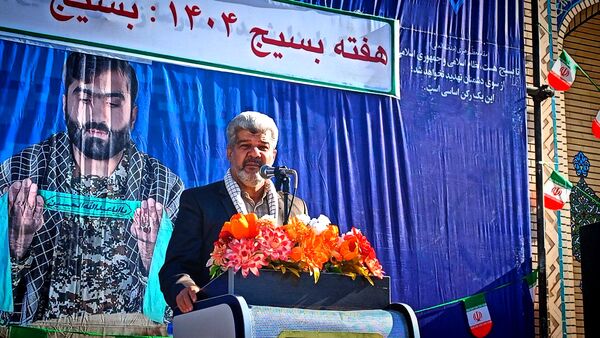 نمایش اقتدار بسیج با حضور مسئولین کشوری
