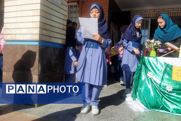  مراسم میلاد حضرت زینب (س)در مدرسه مهرآیین بهارستان دو