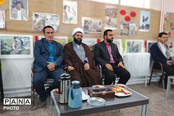 حضور امام جمعه پاکدشت در جمع دانش آموزان شاهد مرضیه
