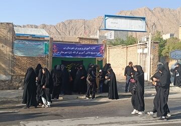 تجلی محبت در موکب اربعین حسینی؛ پذیرایی از جاماندگان در بن