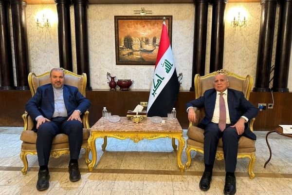 ابلاغ نامه عراقچی به فواد حسین