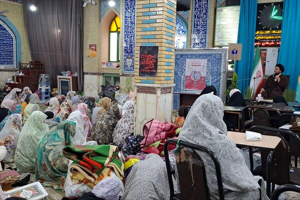 اعتکاف دانش‌آموزی مسجد اعظم قلعه‌نو