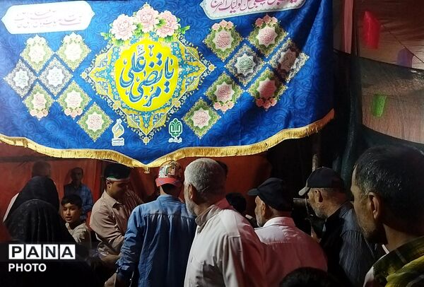 چایخانه بلوار جمهوری در نود و پنجمین شب از اجتماعات 