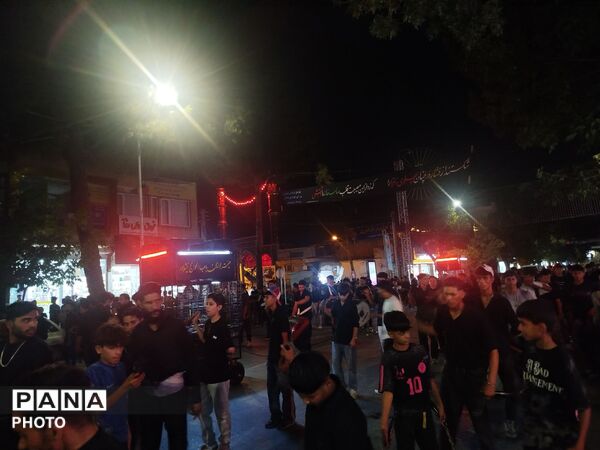 اجتماعات شبانه همراه با هیئت زنجیر زنی در نیشابور