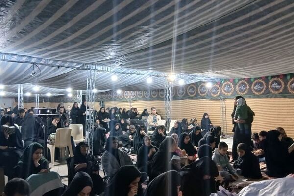 مراسم احیای شب بیست و سوم ماه رمضان در لارستان 