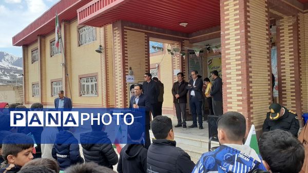 طنین چهل و هفتمین زنگ انقلاب در مدارس شهرستان هوراند