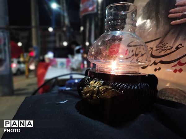 چایخانه و موکب مردمی  شهید سبحانی فر در  میدان آزادی شهرستان نیشابور 
