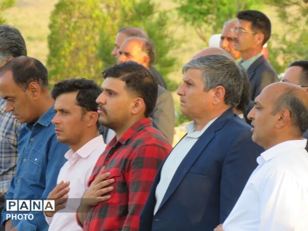 همایش «سپاس معلم» در خلیل‌آباد