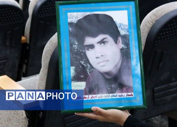 همایش مادران پرچم دار در شهرستان خلیل‌آباد 