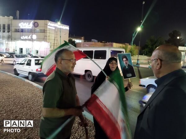 معلمان در میدان معلم یزد حماسه آفریدند