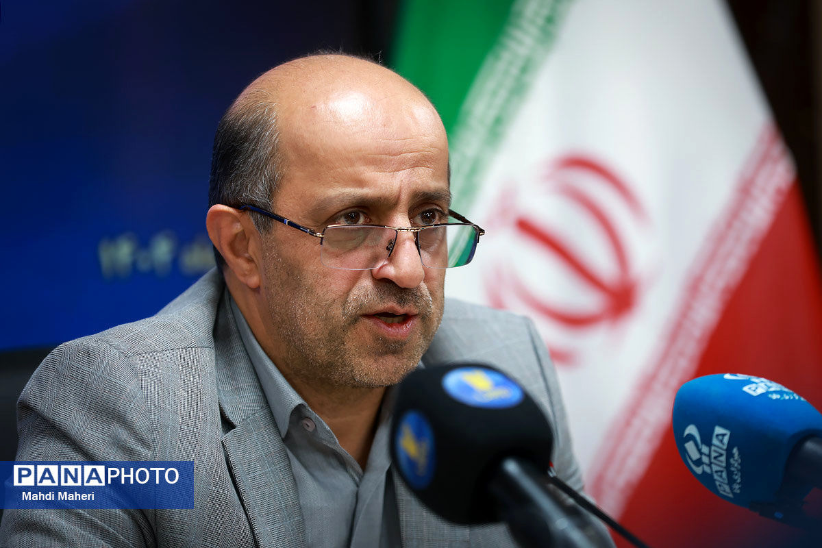 برنامه‌ریزی تحولی در مدارس نیازمند ترسیم وضع مطلوب و توصیف وضع موجود و متناسب با الگو مدرسه تراز سند تحول بنیادین است