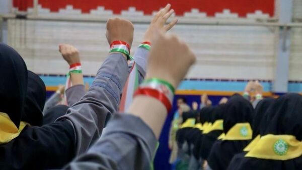 درخشش یاوران مقاومت، دختران انقلاب، در شهرستان شازند استان مرکزی