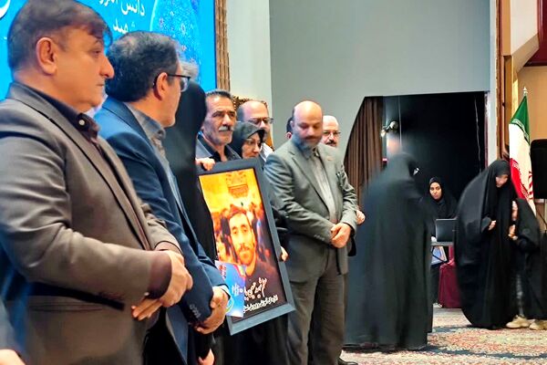  آیین بزرگداشت «شهیدمعلم حسین بابری» با حضور وزیر آموزش و پرورش