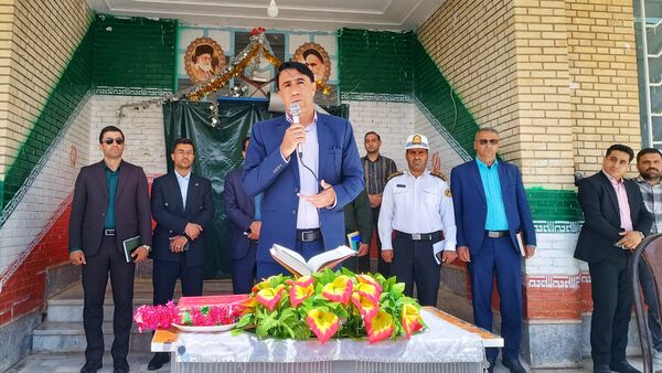 نواخته شدن زنگ سلامت در دبیرستان الزهرا شهرستان مارگون