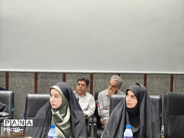 نشست معاون پرورشی و فرهنگی وزارت با مدیران آموزش‌وپرورش استان کرمانشاه