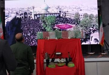 استقبال از پیکر مطهر شهید گمنام در مدرسه ناصر معدلی زرقان