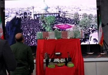 استقبال از پیکر مطهر شهید گمنام در مدرسه ناصر معدلی زرقان