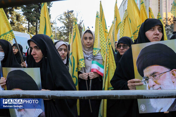 راهپیمایی گرامیداشت روز ۱۳ آبان - تهران