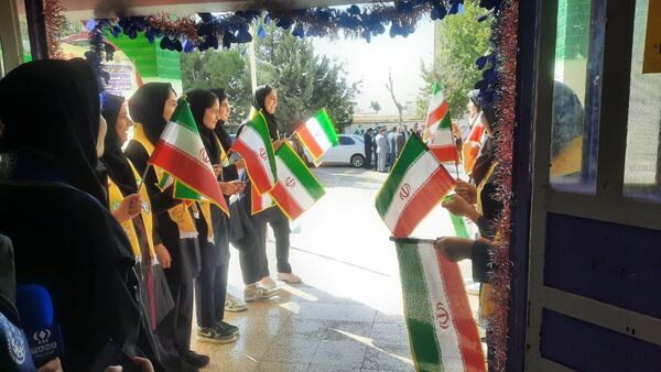 نواخته شدن زنگ «شور عاطفه‌ها» در مدارس کهگیلویه‌ و‌ بویراحمد