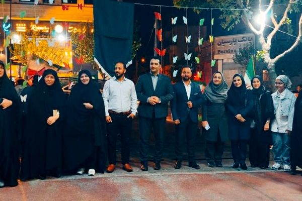 برگزاری نمایشگاه پژوهش های علمی دبیرستان‌های فرزانگان در تهران 