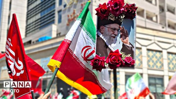 تشییع باشکوه پیکر مطهر رهبر شهید انقلاب اسلامی در مشهد