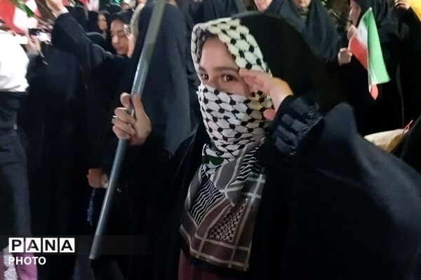 بانوان در خط مقدم حضور مردمی؛ گزارش تصویری رژه حماسی جان‌فدا