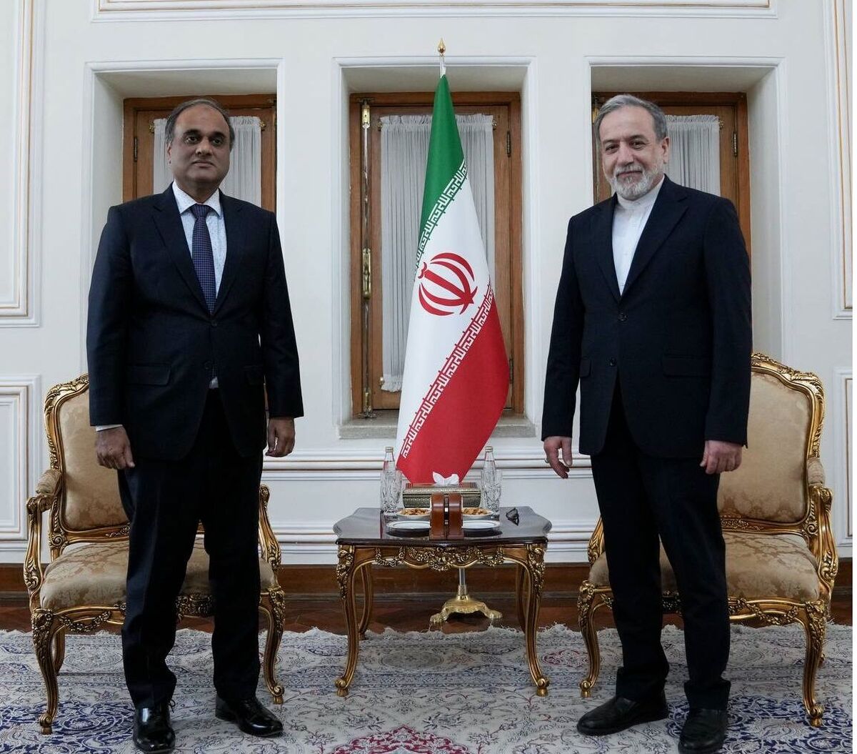 آغاز ماموریت دیپلماتیک «عمران احمد» در ایران