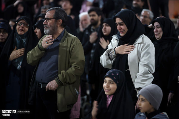 مراسم عزاداری در سوگ رهبر شهید انقلاب
