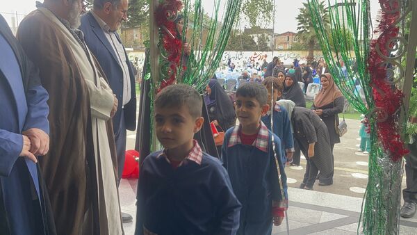 برگزاری جشن غنچه‌ها در آمل 