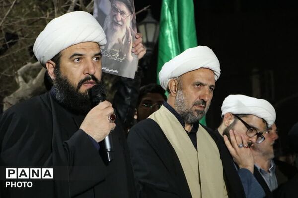 گردهمایی پرشور مردم وفادار و انقلابی چهاردانگه در دفاع از میهن و آرمان های انقلاب