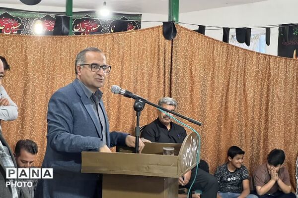 بازدید میدانی فرماندار فیروزکوه از روستا‌ها و پیگیری مطالبات اهالی در نشست با شورا و دهیار
