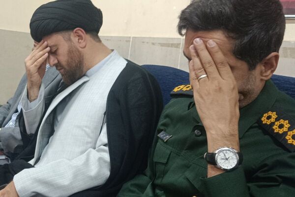 برگزاری مراسم هفته بسیج در هنرستان مجتمع فنی حرفه‌ای تهران در بهارستان‌دو