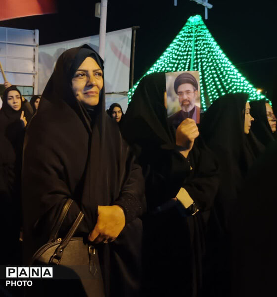 اجتماع بزرگ فرهنگیان و دانش آموزان خاتم 