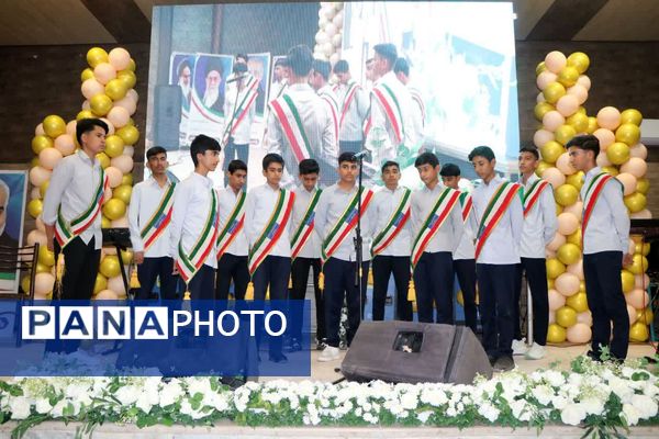 جشن بزرگداشت مقام معلم در فهرج 