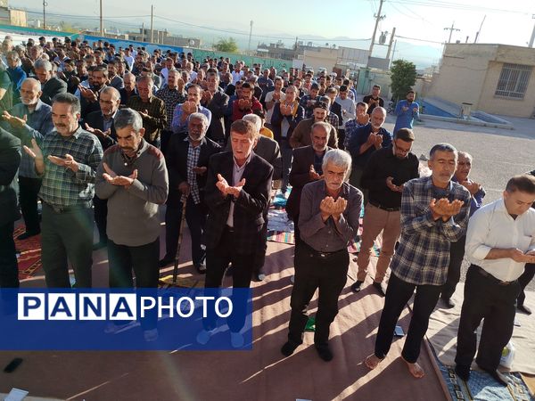 نماز عید فطر ۱۴۰۴ در روستای ظفرآباد شیراز اقامه شد
