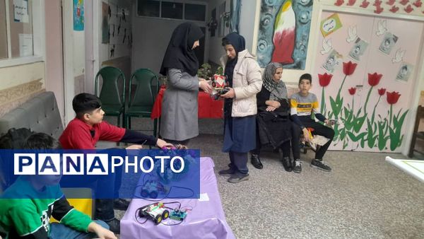 برگزاری مسابقات رباتیک در کانون شهدای فرهنگی ملارد