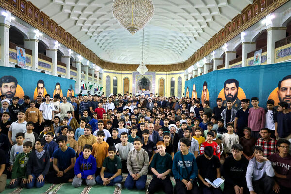هم‌نشینی معنویت و تعلیم در مسجد