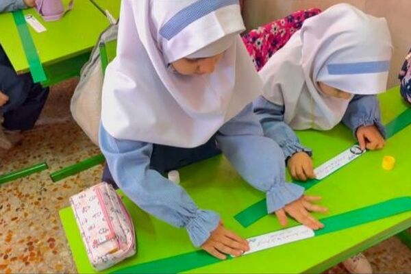 یادواره شهدا در آموزشگاه شاهد فرهنگ پیشوا