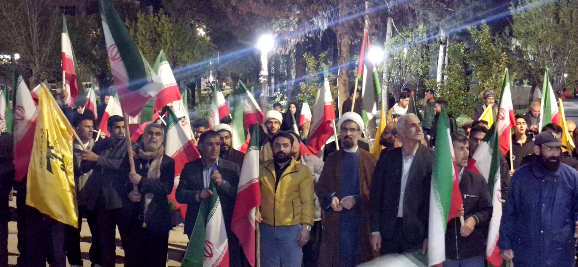 راهپیمایی گسترده در حمایت از جمهوری اسلامی ایران