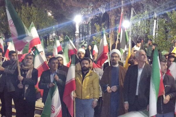 راهپیمایی گسترده در حمایت از جمهوری اسلامی ایران
