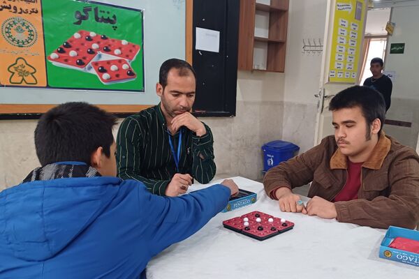 المپیاد رویش رقابتی مفرح و جذاب با حضور دانش‌آموزان  پسر مقطع متوسطه ناحیه ۳شیراز 