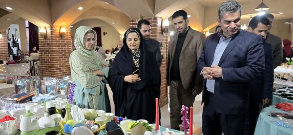 برپایی بازارچه نوروزی ارغوان در فاروج