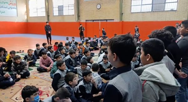 جشن میلاد حضرت علی (ع) در مدرسه معلم آشخانه 