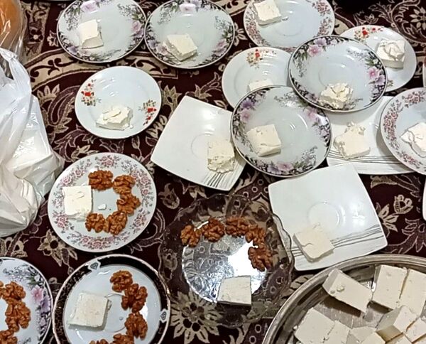 مراسم اعتکاف دانش‌آموزی در مسجد ۷۲ تن