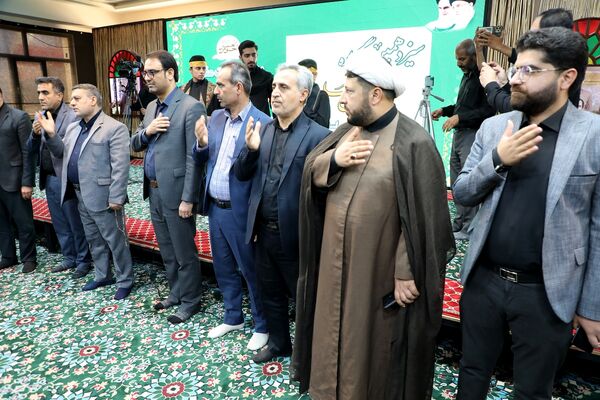 سیزدهمین سوگواره «احلی من العسل» 